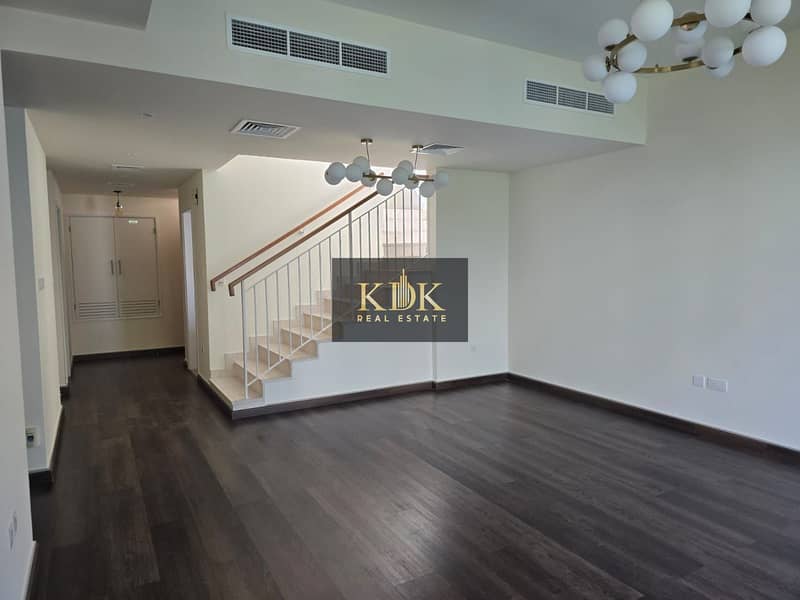 5 WhatsApp Image 2026-10-27 at 4.40. 56 PM. jpeg