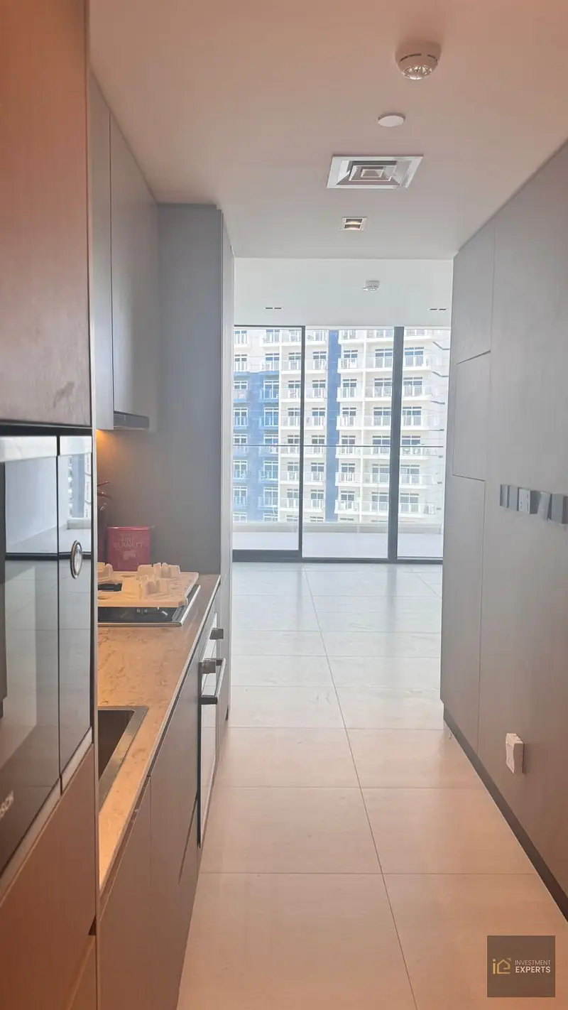 MODERN STUDIO | OPPOSITE VIEW | MOTIVATED SELLER