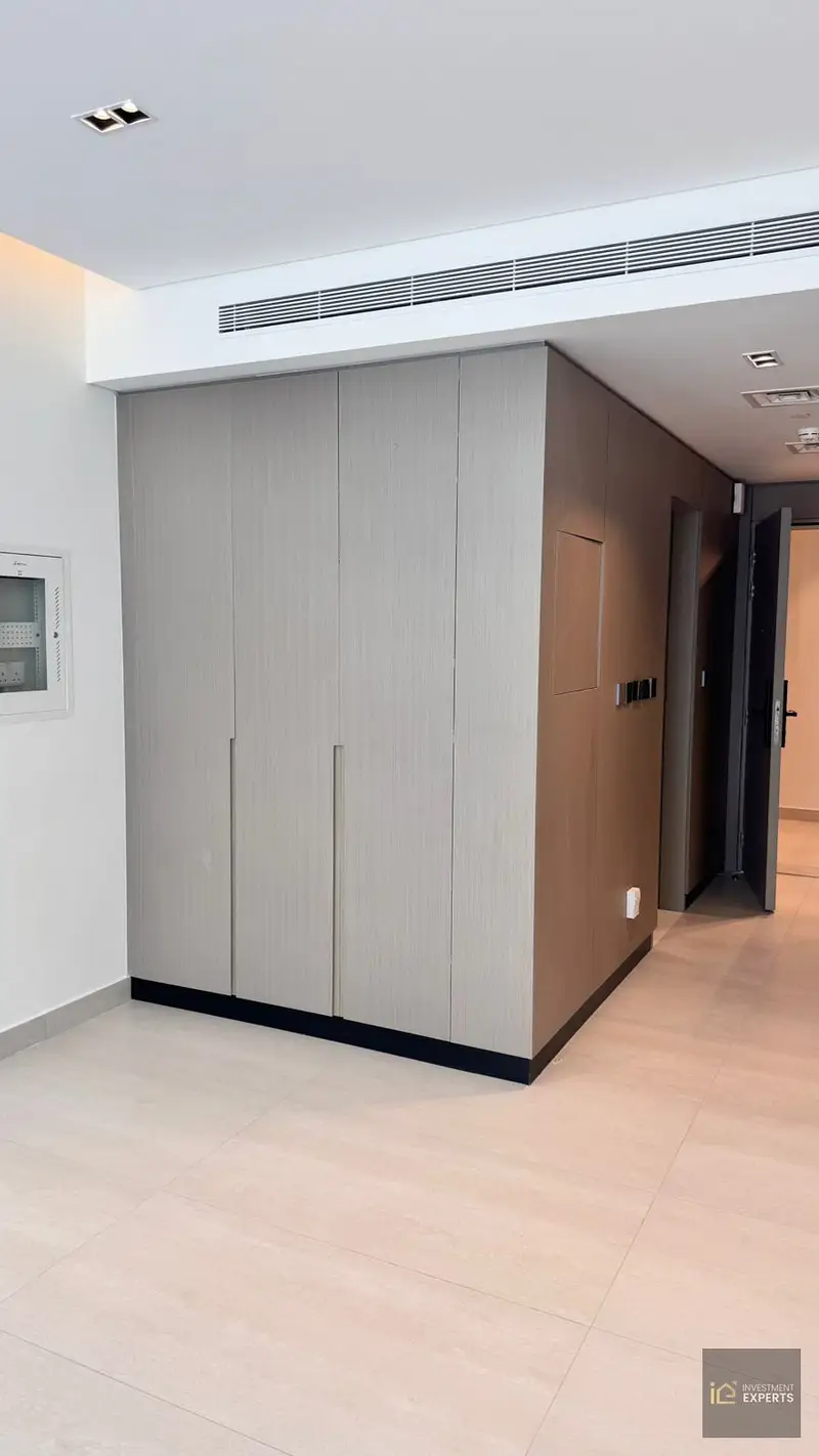 MODERN STUDIO | OPPOSITE VIEW | MOTIVATED SELLER