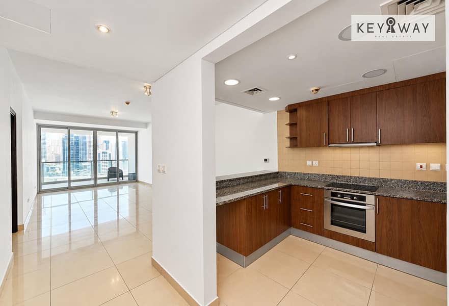 Apartamento en Jumeirah Lakes Towers (JLT),JLT Cluster A,Laguna Tower, 1 dormitorio, 80000 AED - 17002365 Apartamento en Jumeirah Lakes Towers (JLT),JLT Cluster A,Laguna Tower, 1 dormitorio, 80000 AED - 17002365