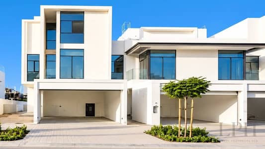4 Bedroom Townhouse for Sale in Mohammed Bin Rashid City (MBR City), Dubai - Spacious | Vastu-Compliant | Corner End Unit