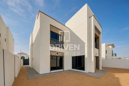4 Bedroom Villa for Rent in Al Shamkha, Abu Dhabi - Ready to Occupy Now | Brand New | Double Row 4 Bedroom Villa for Rent in Al Shamkha, Abu Dhabi - Ready to Occupy Now | Brand New | Double Row