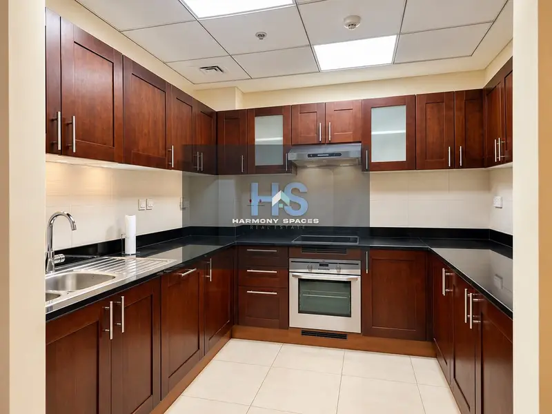 LAKE VIEW | CHILLER FREE | SPACIOUS