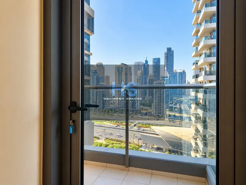 LAKE VIEW | CHILLER FREE | SPACIOUS