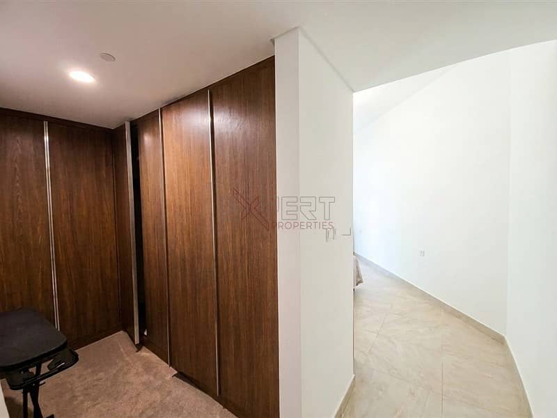 9 Image 9