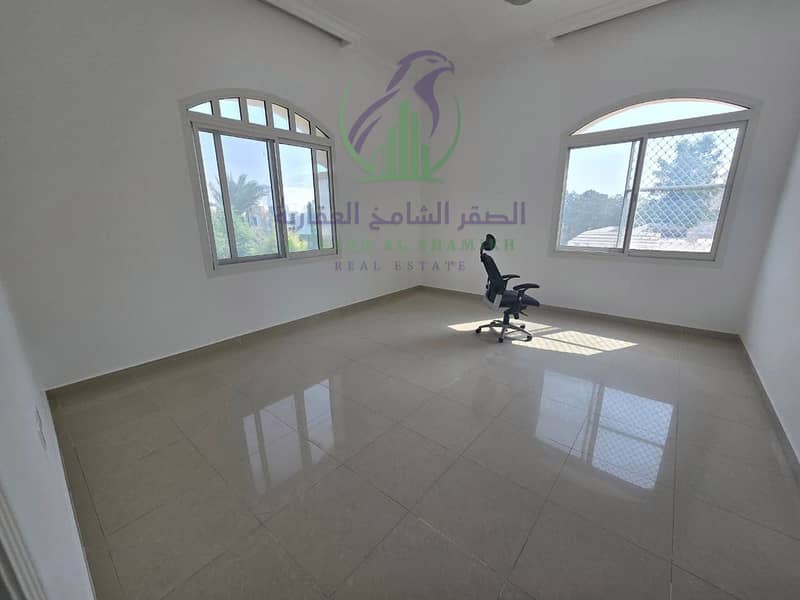 12 fyla-for-rent-4-bedroom-shrqan-alsharqh-property-03. jpg