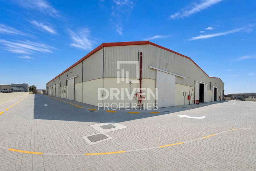 Magazzino a Abu Dhabi Industrial City,ICAD V, 180000 AED - 17002757 Magazzino a Abu Dhabi Industrial City,ICAD V, 180000 AED - 17002757