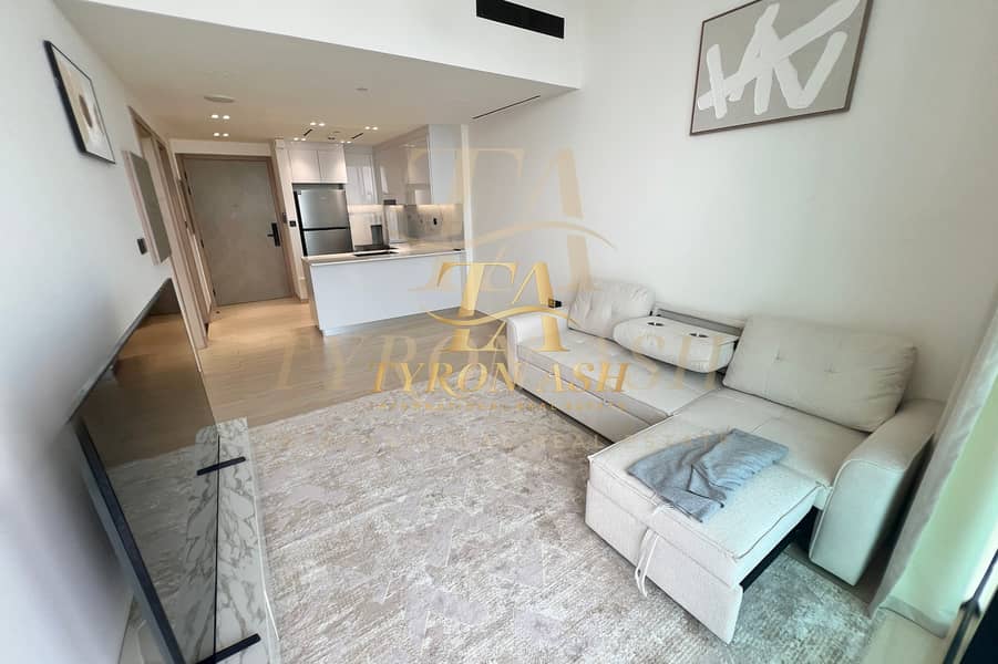 HIGH FLOOR | VACANT | NEWLY FURNISHED HIGH FLOOR | VACANT | NEWLY FURNISHED