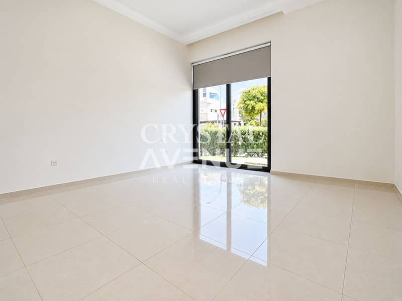 3 Bright apartment interior with natural daylight-4. png