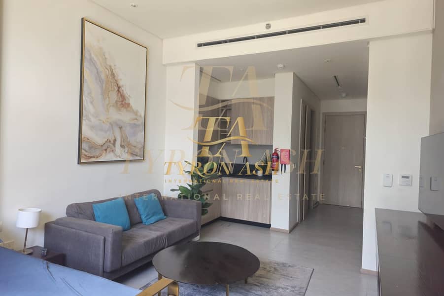 VACANT l FULLY FURNISHED l FLEXIBLE VACANT l FULLY FURNISHED l FLEXIBLE