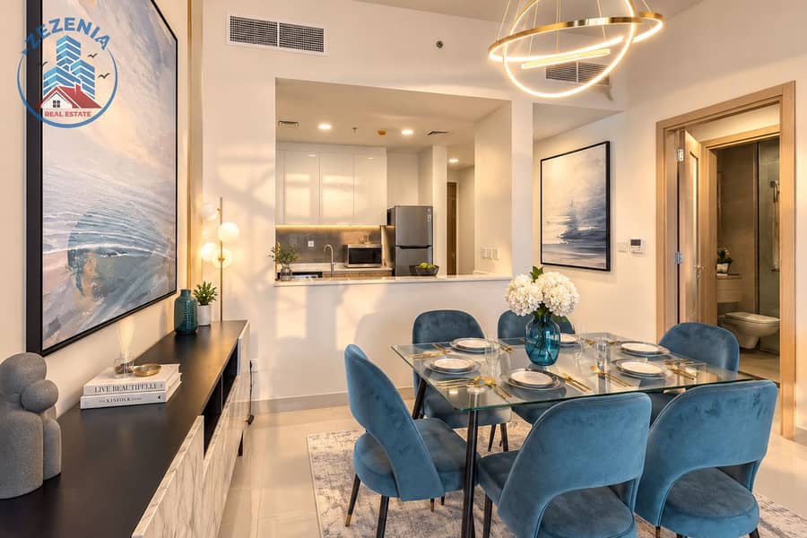 6 Golden Sunset Open-Plan Dining Room. png