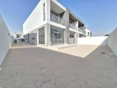 5 habitaciones Townhouse para en Alquiler en Dubai South, Dubai - 1. jpeg 5 habitaciones Townhouse para en Alquiler en Dubai South, Dubai - 1. jpeg