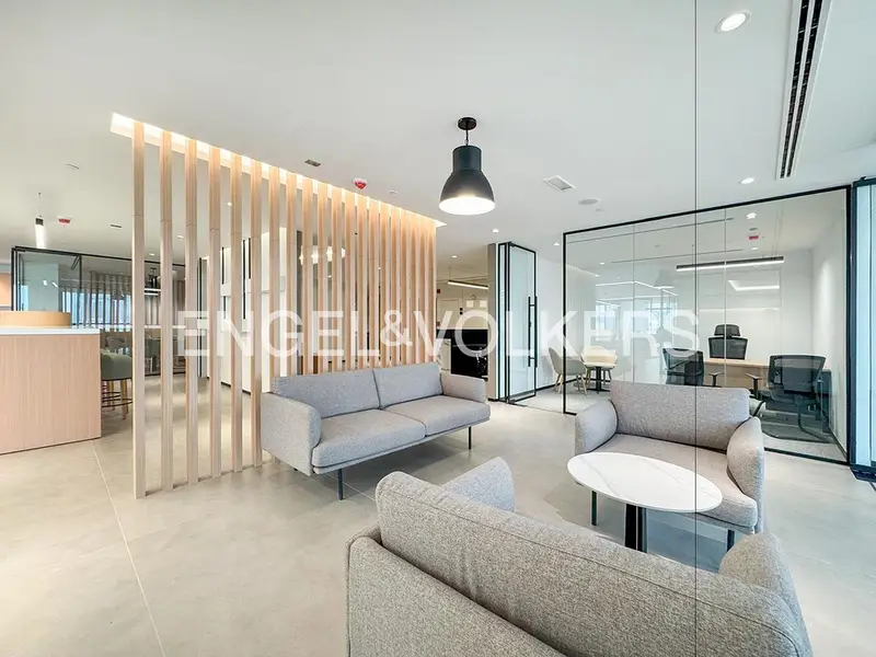 8% to 9.4% ROI | Grade A | Marina Views