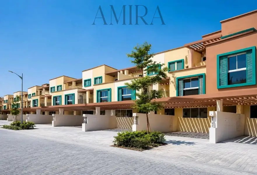 Amenities Nearby | Single Row | Two Parkings | Lagoon Cluster | Corner