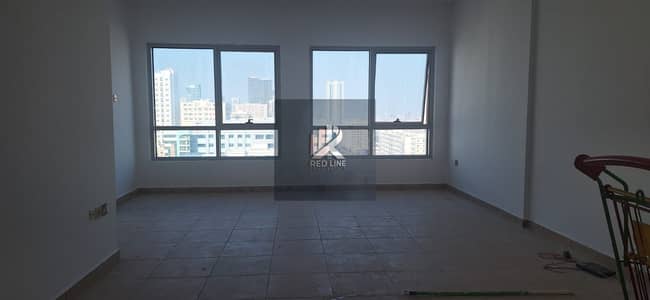 阿尔马贾兹， 夏尔迦 2 卧室单位待租 - WhatsApp Image 2026-10-27 at 6.19. 54 PM (1). jpeg