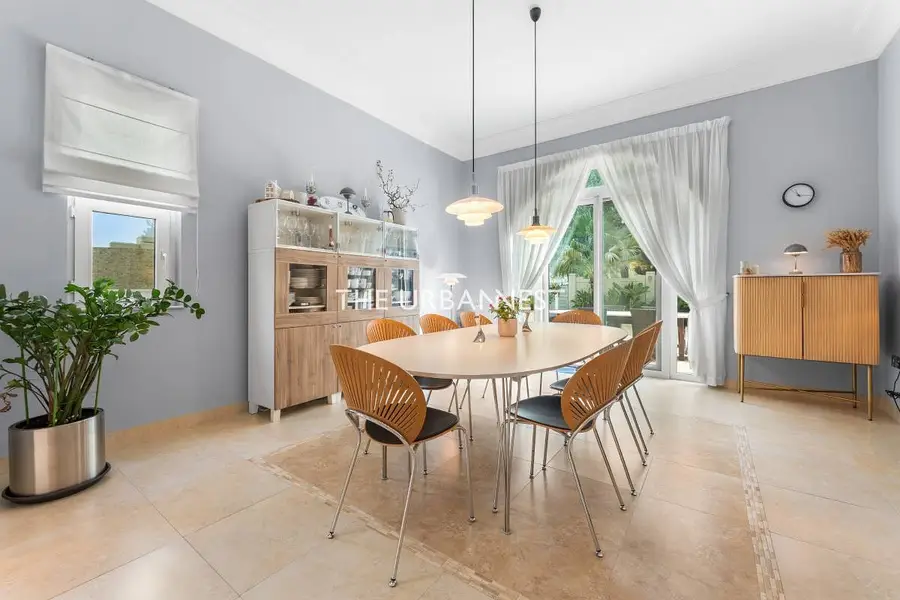 New to Market C1 | Exceptional Park Living