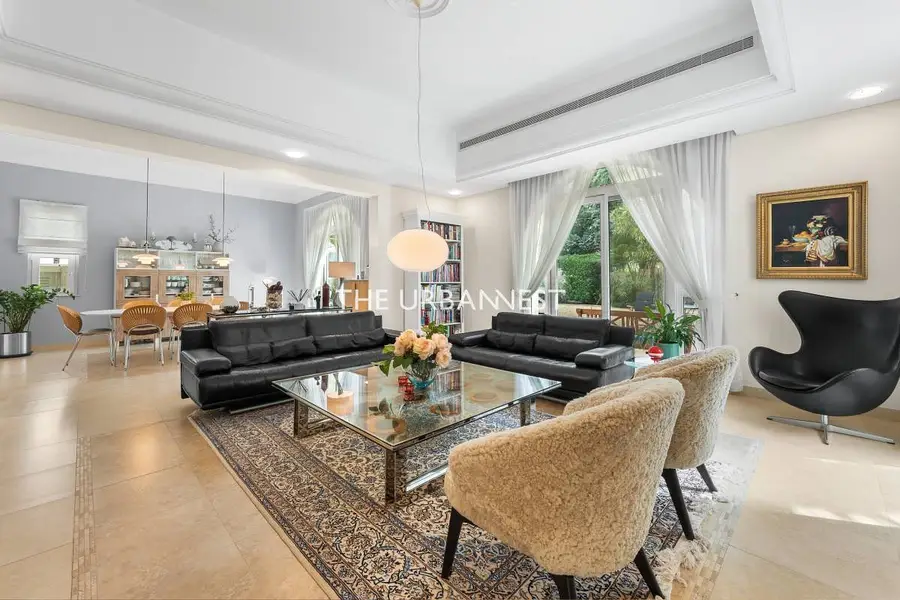 New to Market C1 | Exceptional Park Living