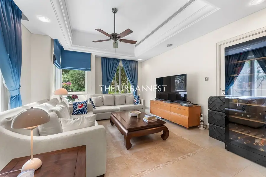 New to Market C1 | Exceptional Park Living