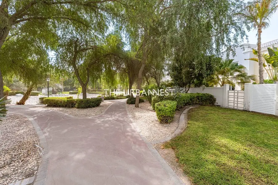 New to Market C1 | Exceptional Park Living