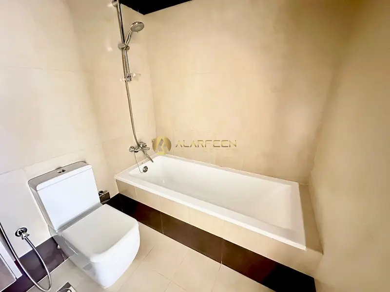 Bright 1 BR | Modern Finishes | Prime Location