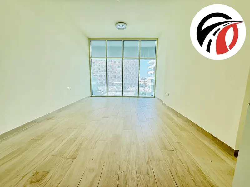 BIGGER SIZE || CHEAPER PRICE || KITCHEN APPLIANCES || PRIME LOCATION || CALL NOW FOR VIEWING