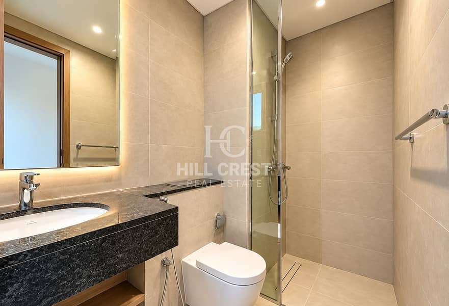 7 Warm Modern Bathroom Retreat. png