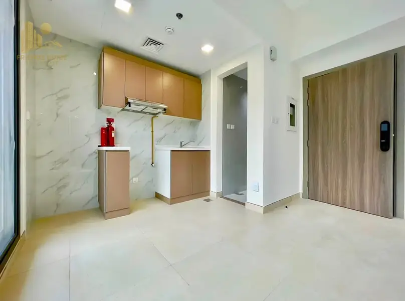 Spacious Studio For Rent | Pool View | Glorious Residence