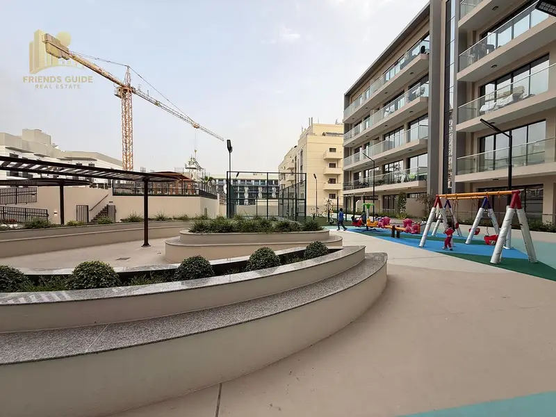 Spacious Studio For Rent | Pool View | Glorious Residence