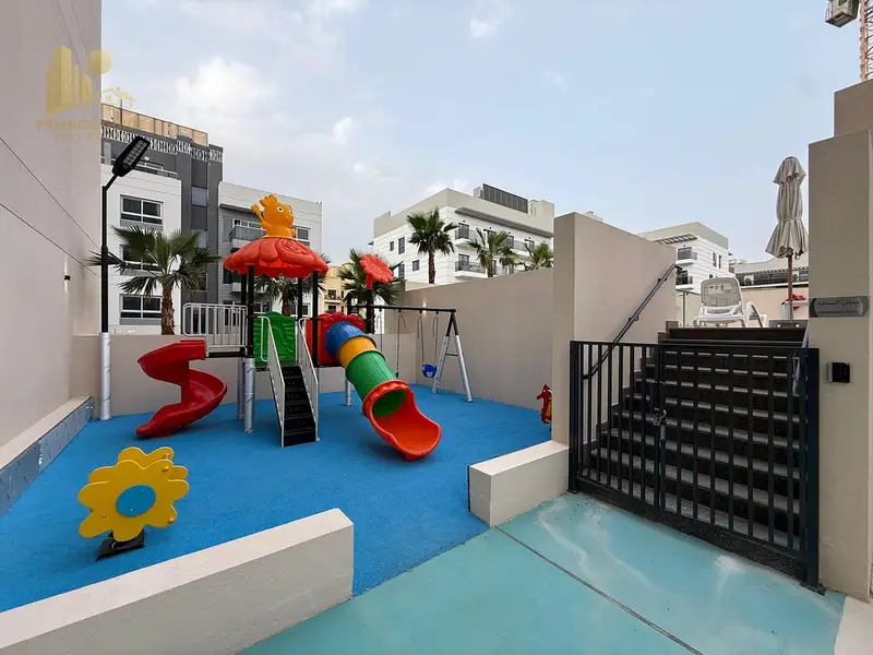 Spacious Studio For Rent | Pool View | Glorious Residence