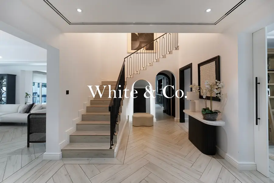 Exclusive C1 | Corner | Upgraded | VOT
