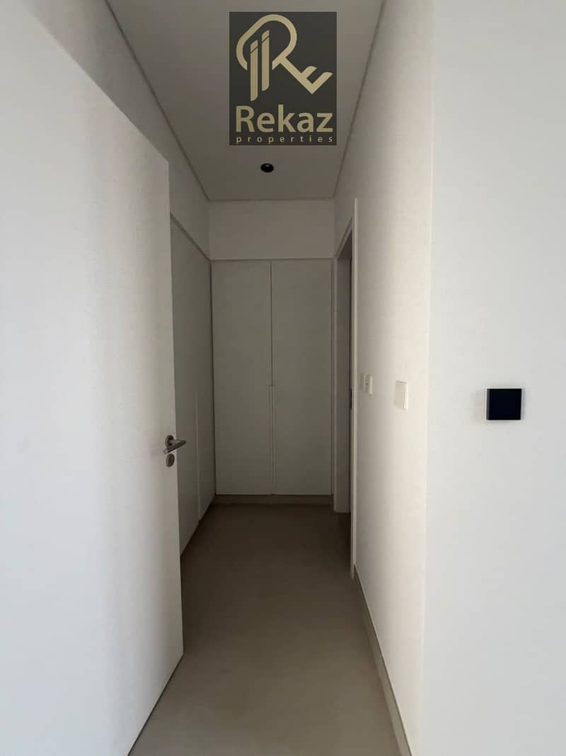 3 41414141. jpeg
