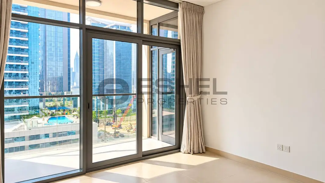 Vacant | Well Maintained | Community View