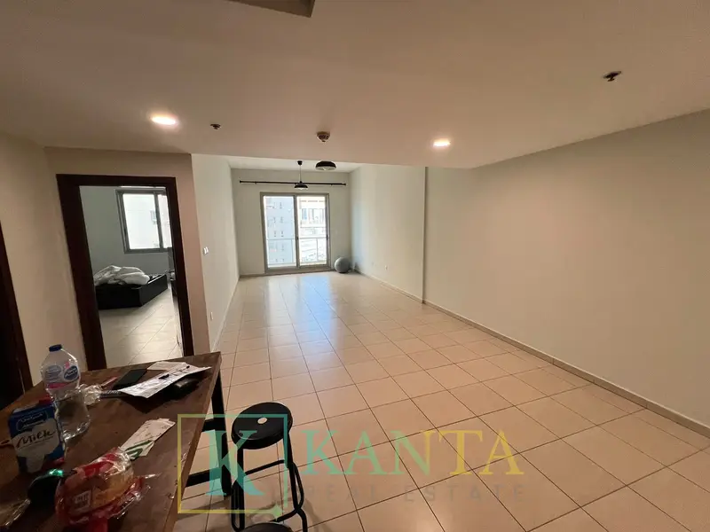 Spacious 1 Bedroom Apartment | 976 Sq. Ft. | Balcony |