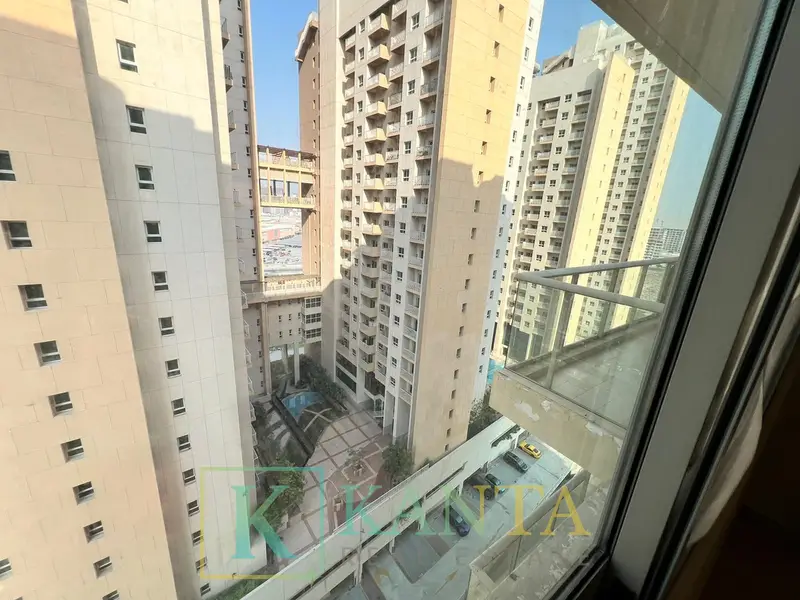 Spacious 1 Bedroom Apartment | 976 Sq. Ft. | Balcony |