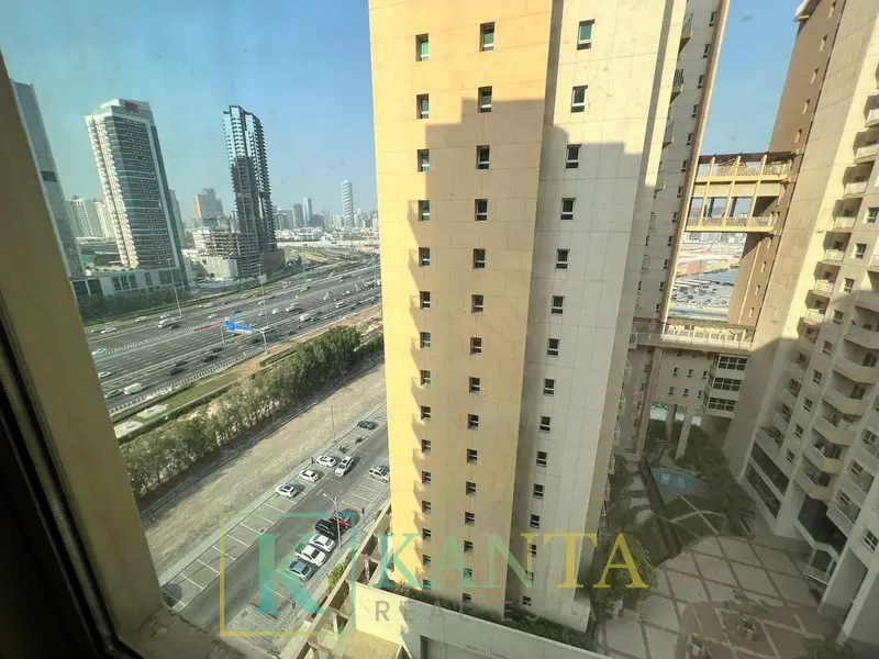 Spacious 1 Bedroom Apartment | 976 Sq. Ft. | Balcony |