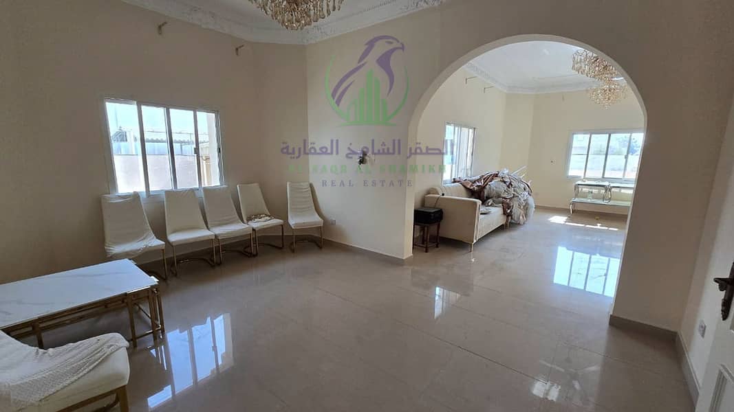 7 fyla-for-rent-2-bedroom-shrqan-alsharqh-property-26. jpg