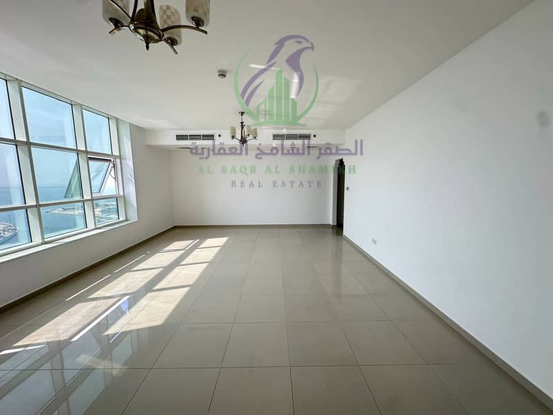 2 apartment-for-rent-3-bedroom-kwrnysh-lkhan-alsharqh-living-room-21. jpg