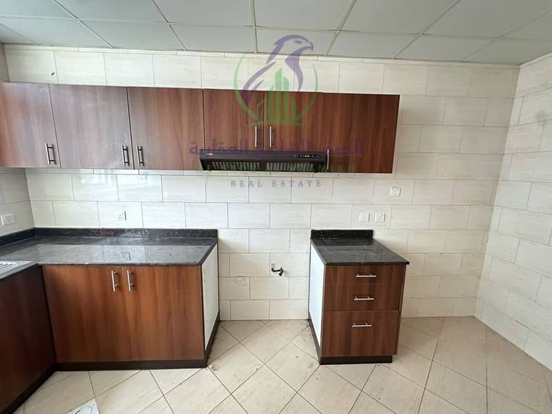 18 apartment-for-rent-3-bedroom-kwrnysh-lkhan-alsharqh-kitchen-10. jpg