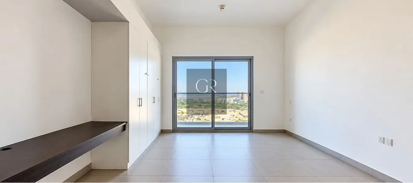Modern Studio | Bella Rose | Pool & Park View