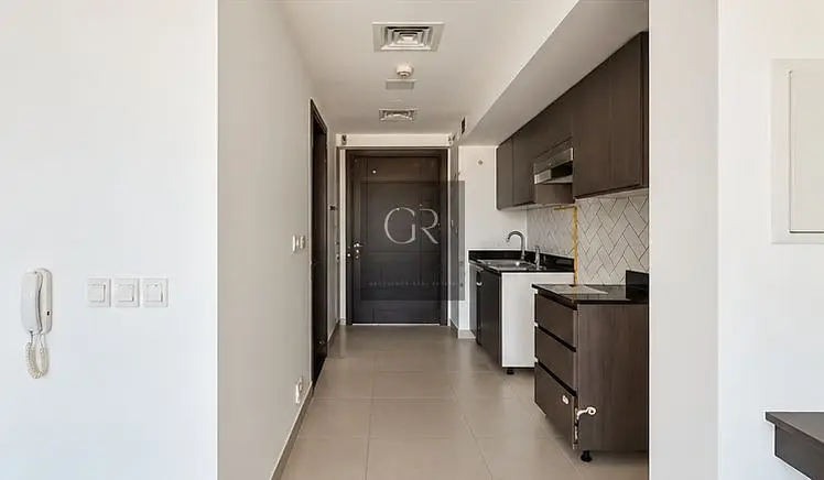 Modern Studio | Bella Rose | Pool & Park View