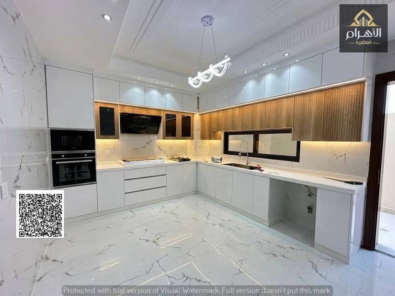 9 watermarked_img_6099664312030789371. jpg