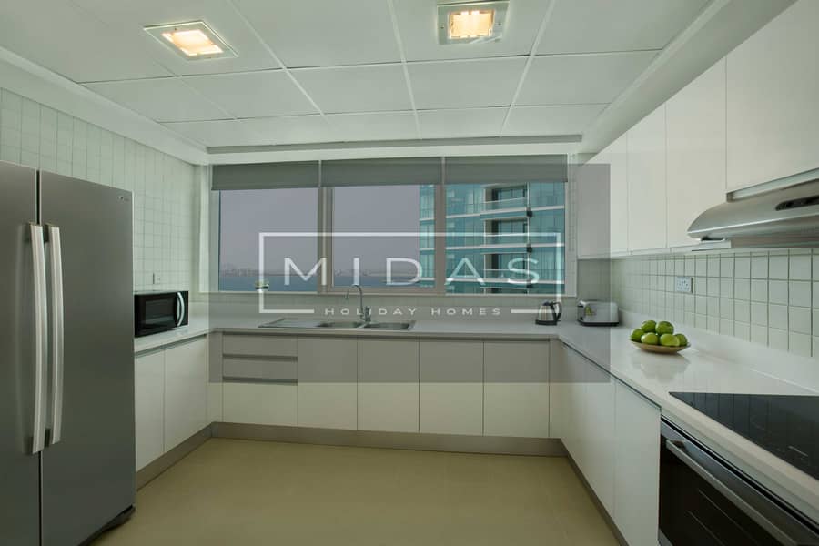 3 3BD-Kitchen. JPG