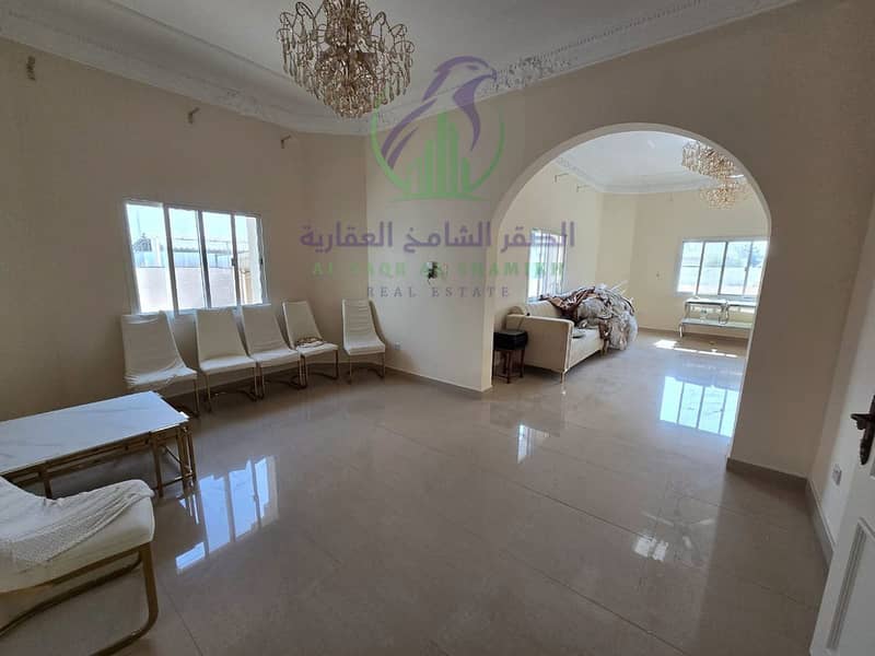 4 fyla-for-rent-5-bedroom-alshrqan-alsharqa-property-26. jpg