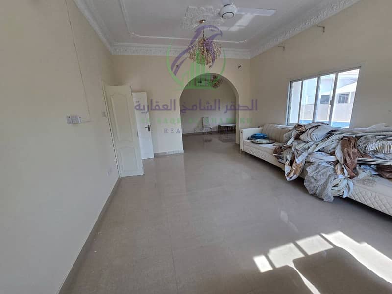5 fyla-for-rent-5-bedroom-alshrqan-alsharqa-property-18. jpg