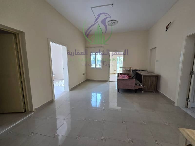 6 fyla-for-rent-5-bedroom-alshrqan-alsharqa-property-05. jpg