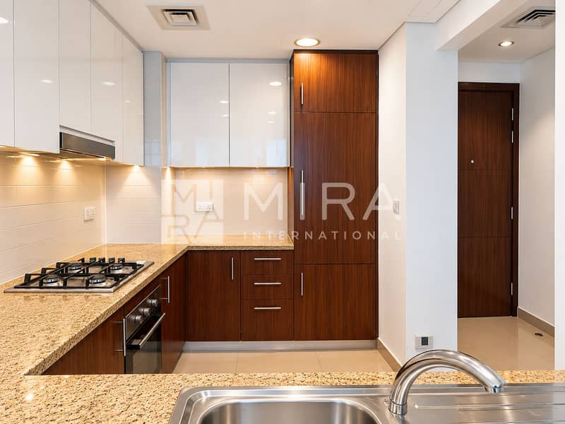 5 Modern Walnut and White Kitchen