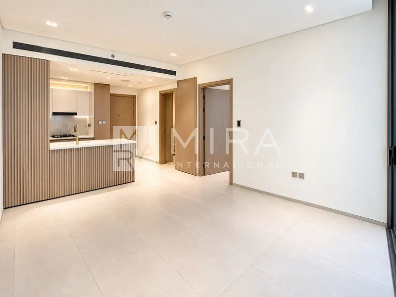 Brand New | U Shaped Kitchen | Pool View