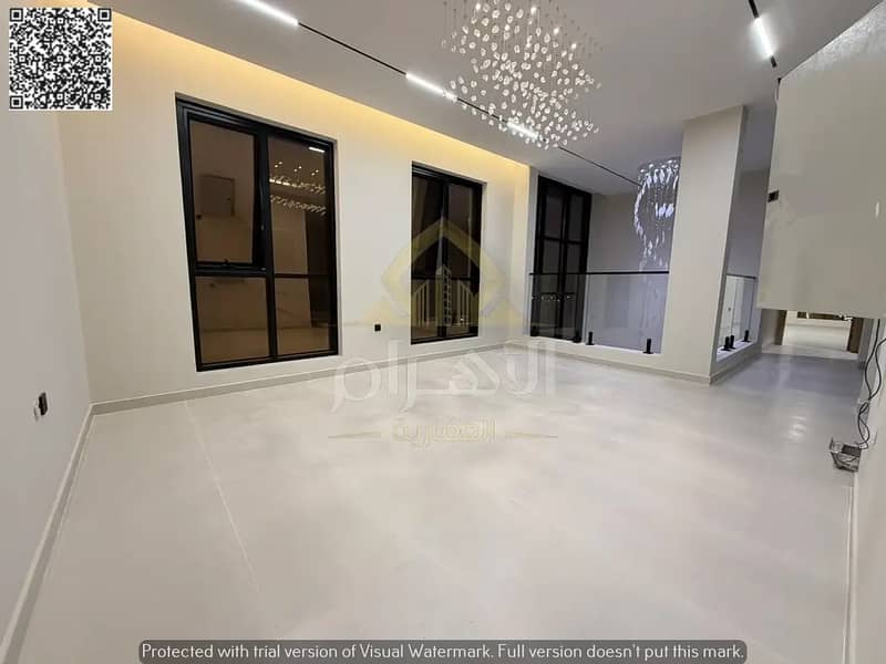 12 873093529-1066x800. webp