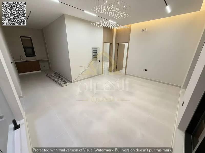 16 873093533-1066x800. webp