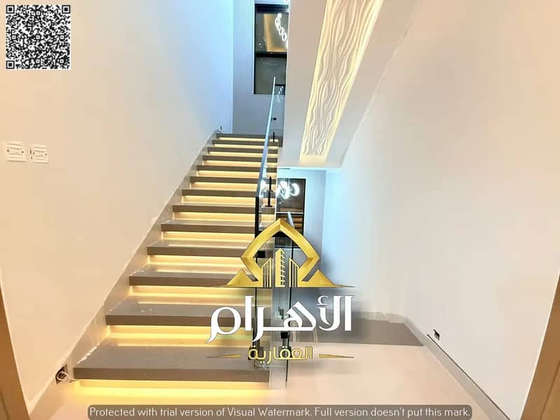19 873093164-1066x800. webp